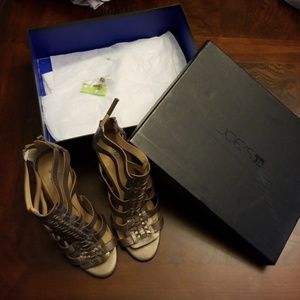 Joe's Jeans Pearce  Gold Gladiator Sandal - 7